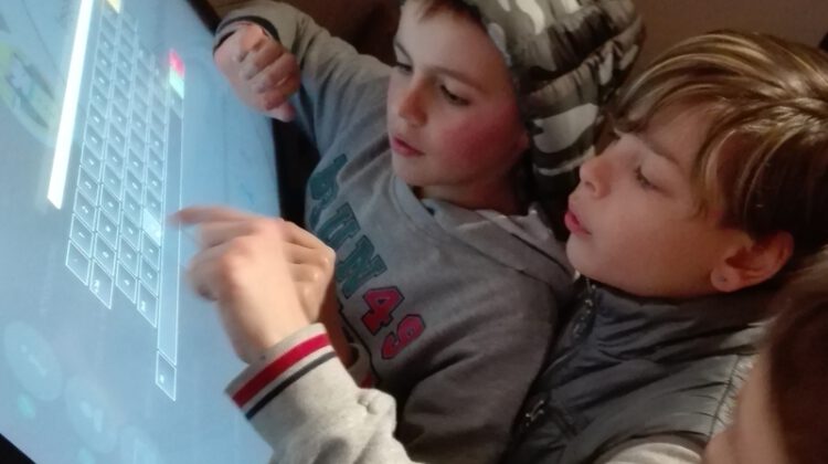 Informationen per Tablet Lari Castello