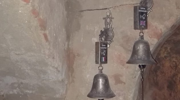 Glöckchen im Castello di Lari 