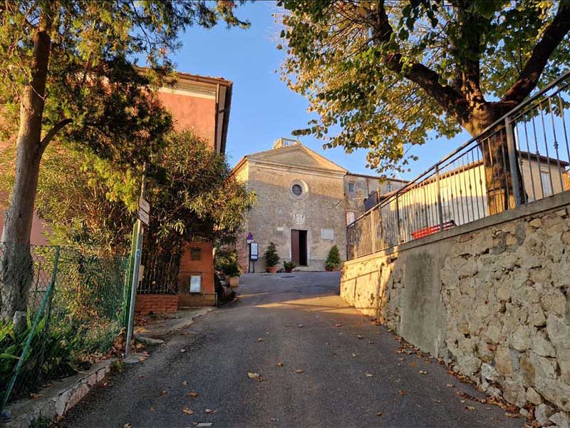 Sant'Ermo im Herbstlicht